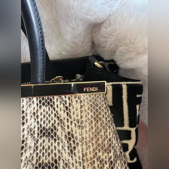 AUTHENTIC FENDI 2Jours -  RARE ITEM - Picture 10 of 16